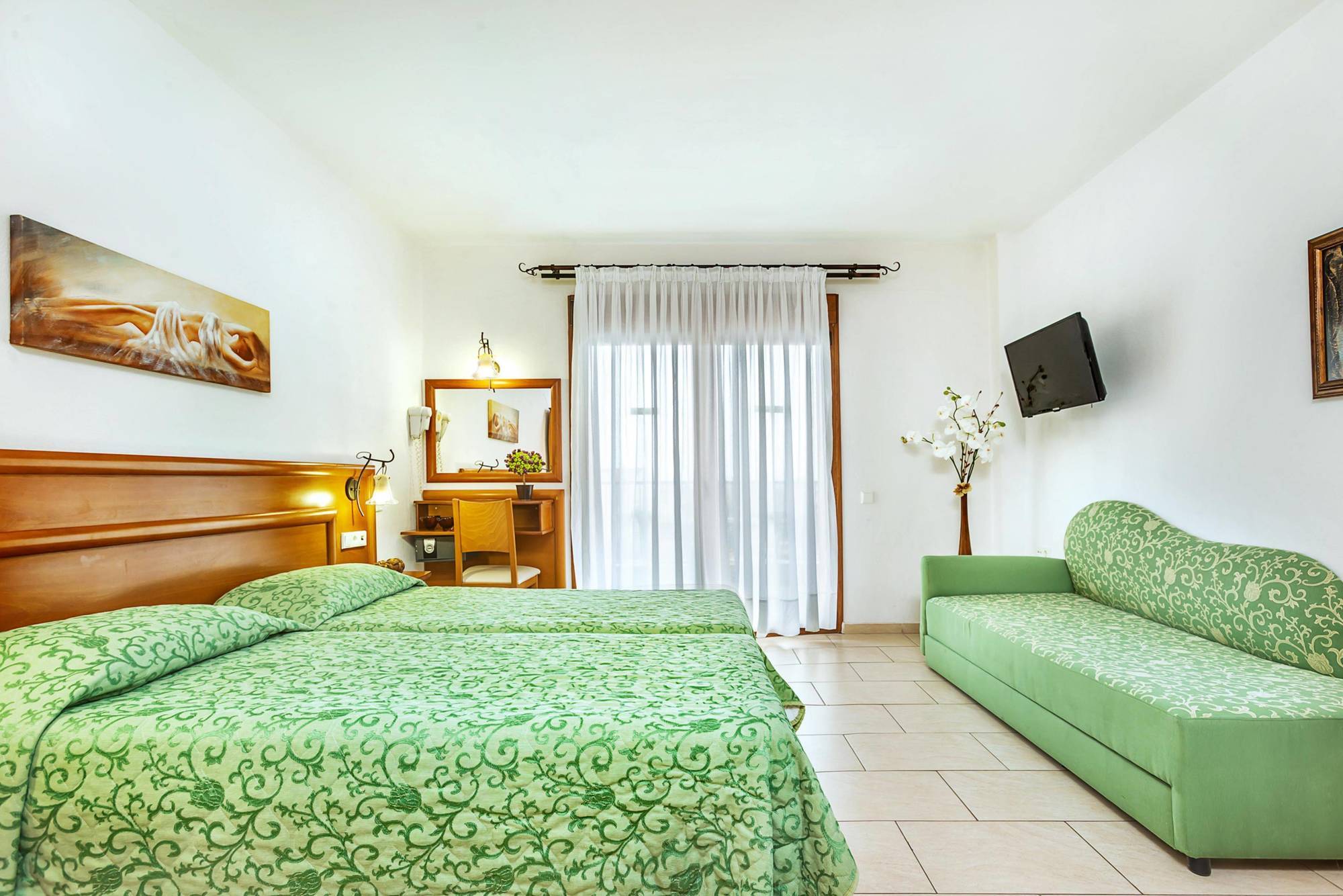 Nereides Hotel Hanioti Bagian luar foto